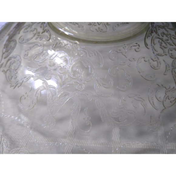 Yellow depression glass fruit bowl - Picture 5 of 6